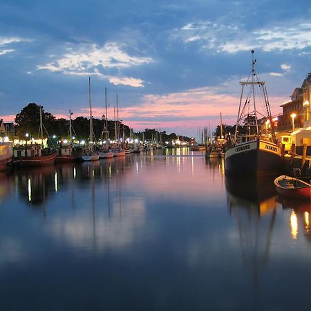 Kajuete, Direkt Am Kurpark Rostock Exterior foto